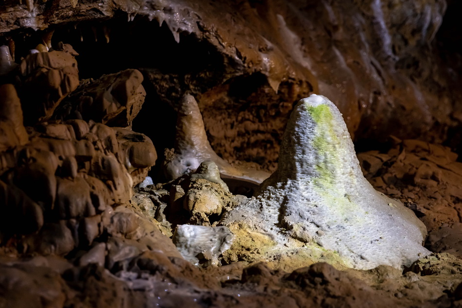 In der Drachenhöhle Syrau gibt es eine geheimnisvolle Welt zu entdecken.