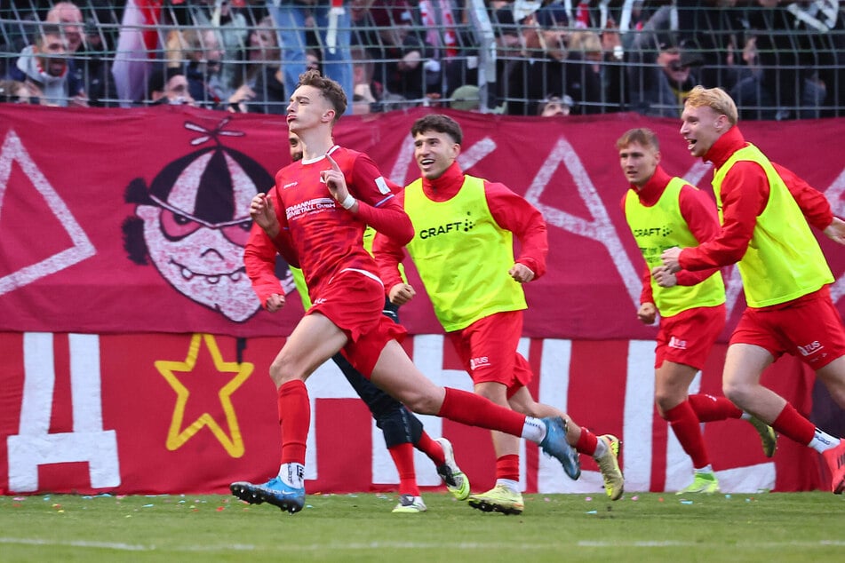 Lukas Eixler (l.) erzielte das Siegtor.