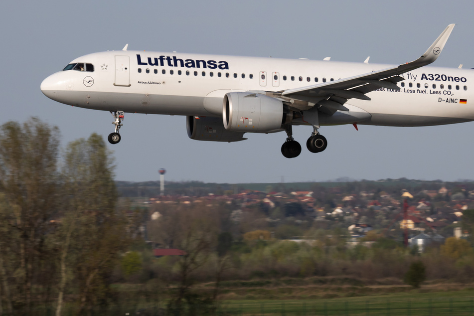 Umstrittenes Vorgehen: Jumbo-Jet lässt 40 Tonnen Kerosin über Rheinland-Pfalz ab!