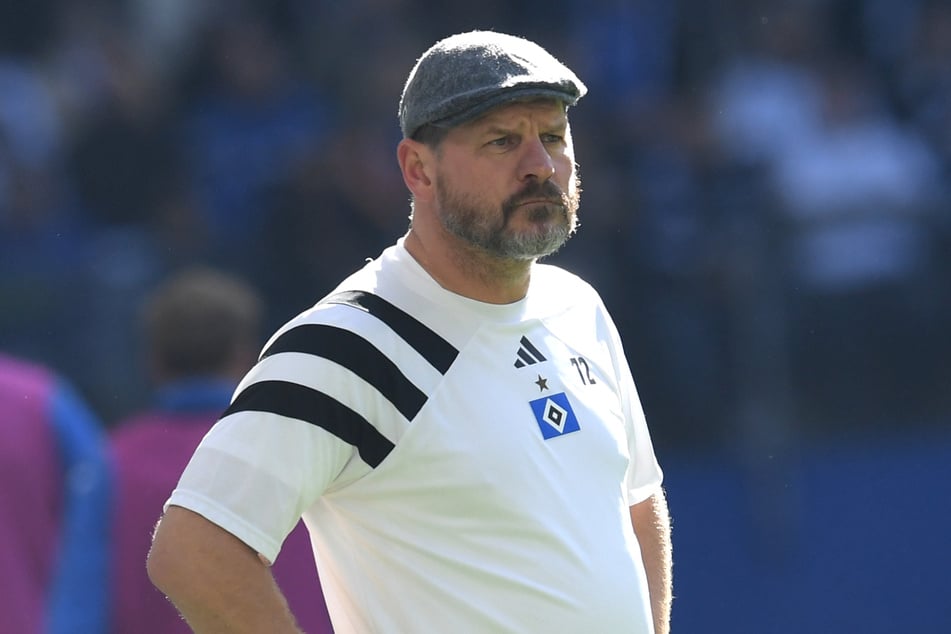 HSV-Coach Steffen Baumgart (52) war mit dem Auftritt seiner Mannschaft und dem Punkt gegen Paderborn nicht zu 100 Prozent glücklich - mit einer Szene aber schon.