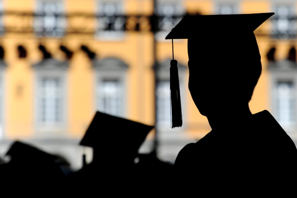 Uni-Absolventen in Nordrhein-Westfalen so jung wie nie!