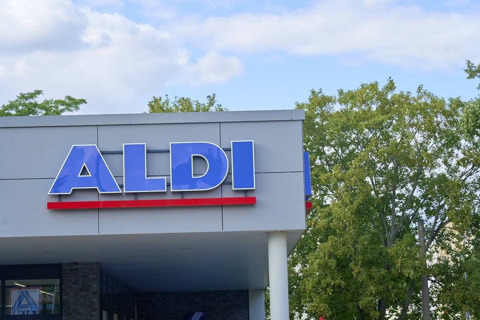 Aldi will seine bisherige Filiale in Schönau nach Siegmar verlagern. Doch der Neubau lässt auf sich warten.