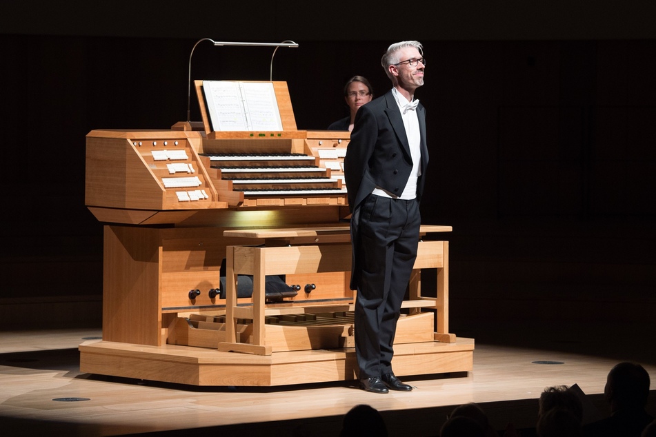 Kreuzorganist Holger Gehring weiht den Orgelsommer mit einem Konzert in der Kreuzkirche ein. (Archivbild)