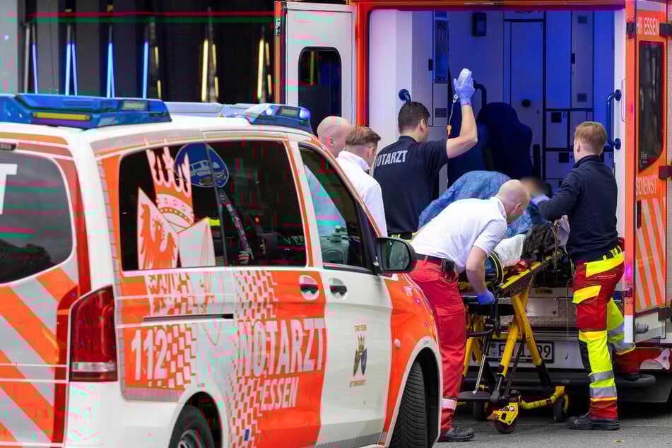 Streit eskaliert: Frau nach Messerangriff an Hauptbahnhof in Lebensgefahr