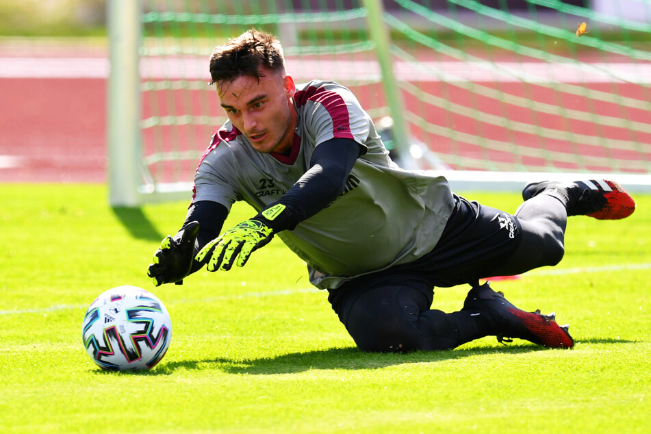 Wird am Mittwoch sein erstes Pflichtspiel für Dynamo bestreiten: Keeper Stefan Kiefer (19).