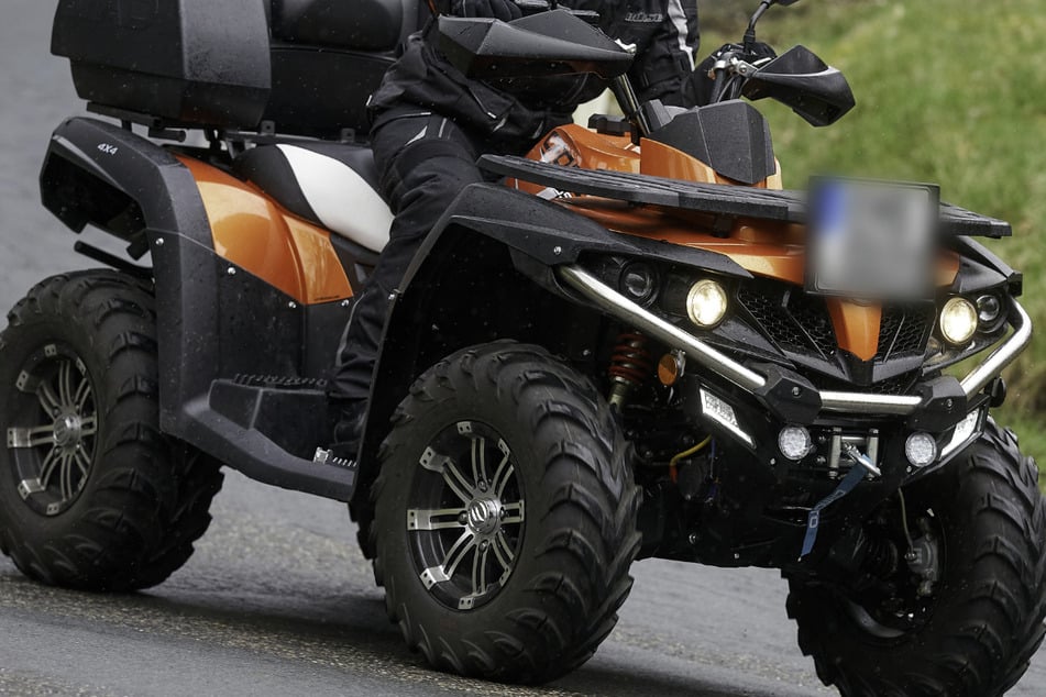 Nach dem Unfall kämpft der Quad-Fahrer ums Überleben. (Symbolbild)
