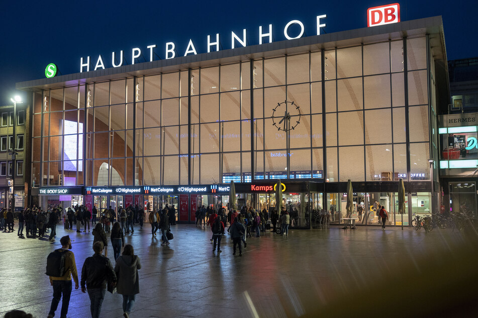 Mehrere hundert Straftaten pro Halbjahr: An diesen Bahnhöfen geht's nicht mit rechten Dingen zu!