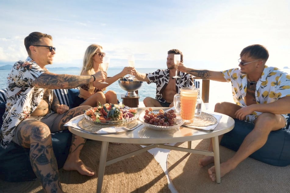 Nicht immer lief es so harmonisch zwischen den Kandidaten Jan K., Larissa, Erik und Bennett (v.l.n.r.) ab.
