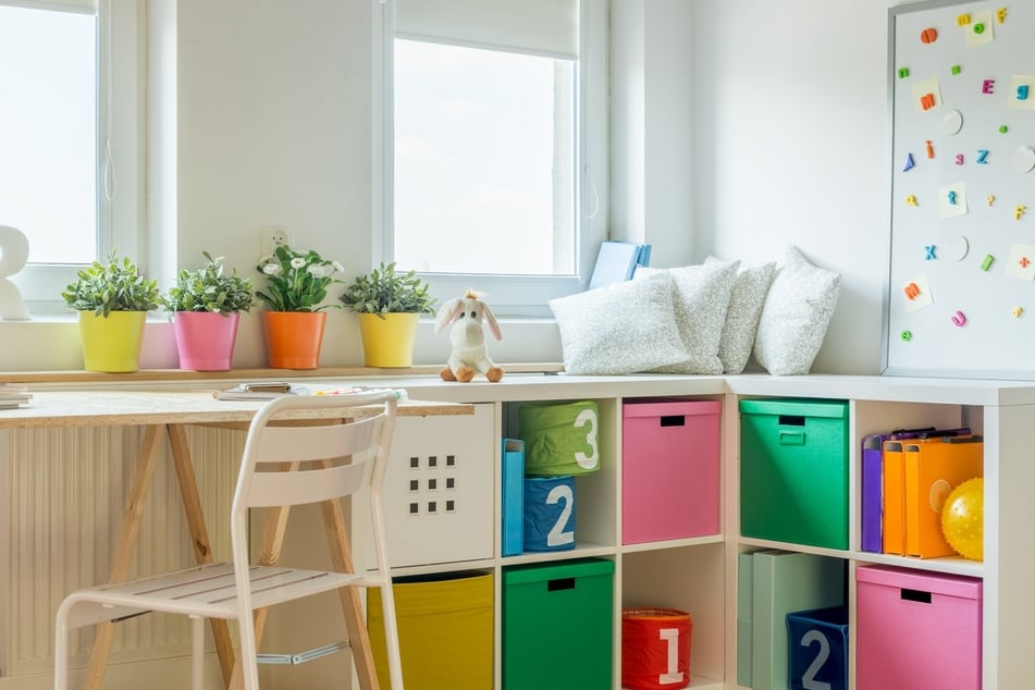 Finde jetzt sieben Ideen, um Stauraum fürs Kinderzimmer zu schaffen: Dieser Beitrag zeigt Möglichkeiten und tolle Produkte. (Symbolbild)