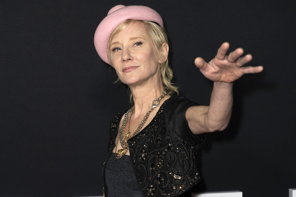 Tributes poured out in memory of Anne Heche from her family and colleagues around the world.