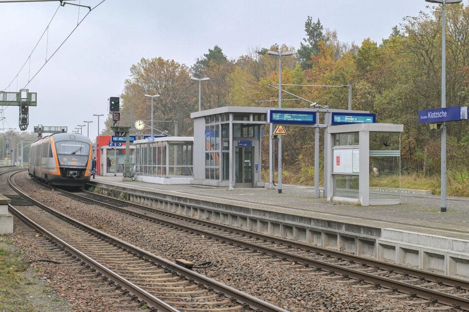 Der Bahnhof in Klotzsche könnte sich zukünftig zu einem ÖPNV-Drehkreuz entwickeln.