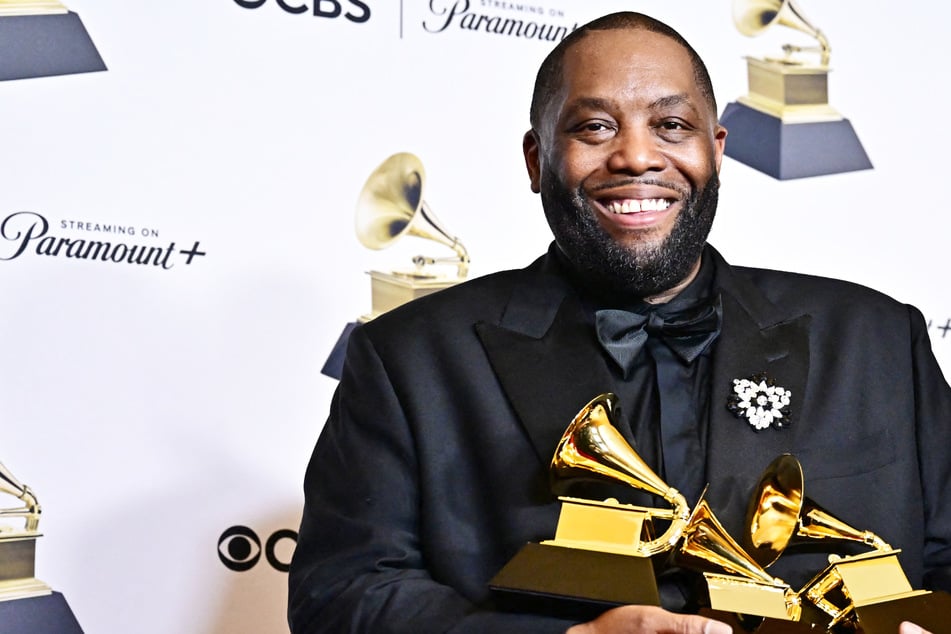 Rapper gewinnt drei Grammys, dann wird er noch in der Halle von der Polizei festgenommen!