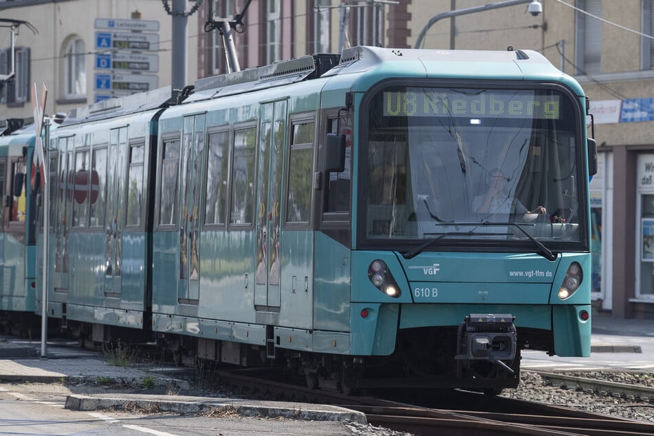 Höchstwahrscheinlich hatte die Fußgängerin die herannahende U-Bahn schlichtweg übersehen. (Symbolfoto)