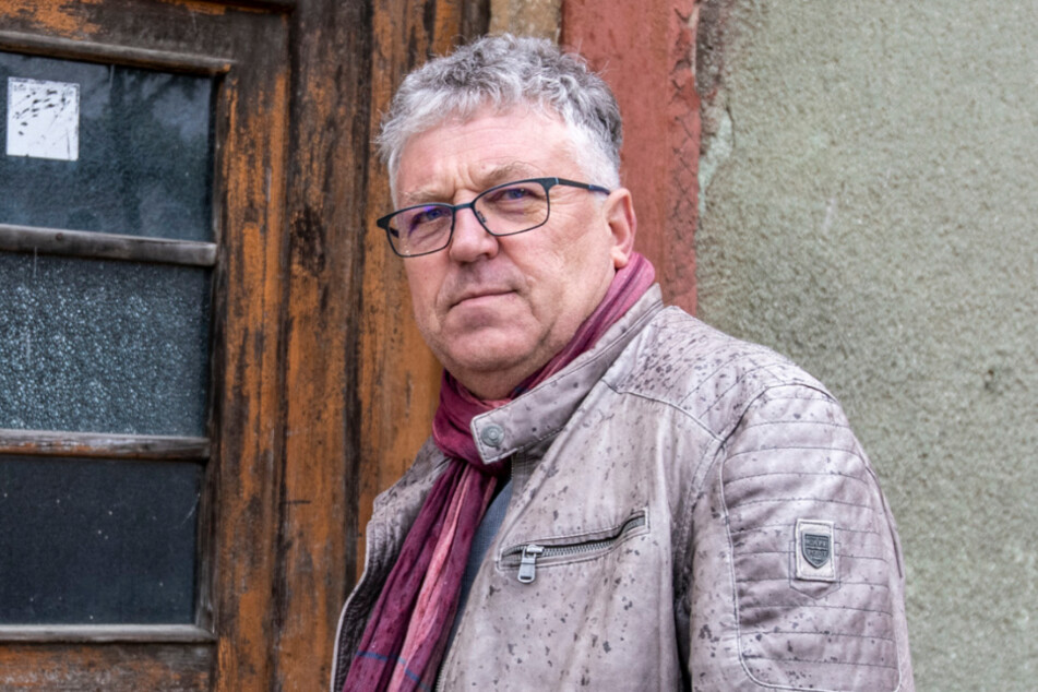 Auch er bekam ein Knöllchen von der Polizei: Bürgermeister Jörg Hartmann (60, parteilos).