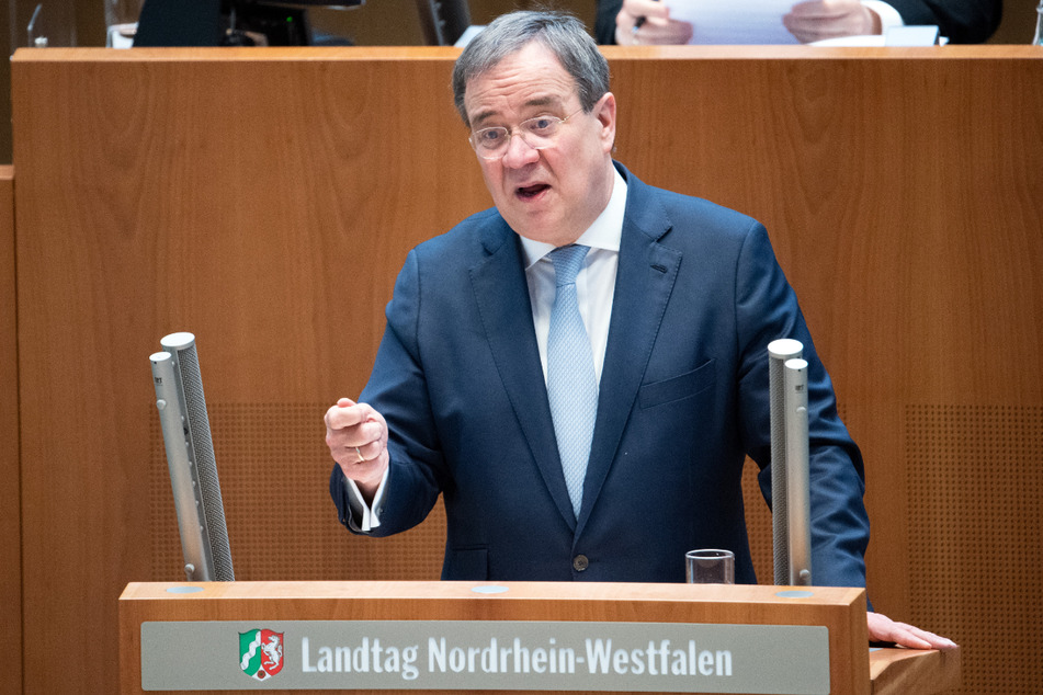 Armin Laschet (CDU) spricht im Landtag von Nordrhein-Westfalen.