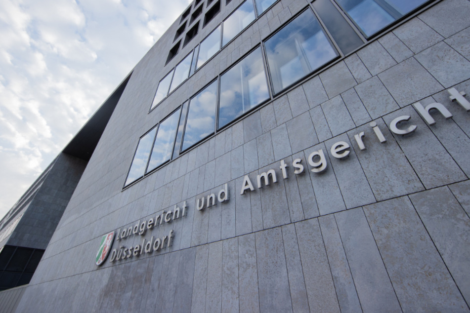 Vor dem Amtsgericht in Düsseldorf wurde der 29-Jährige nun verurteilt.