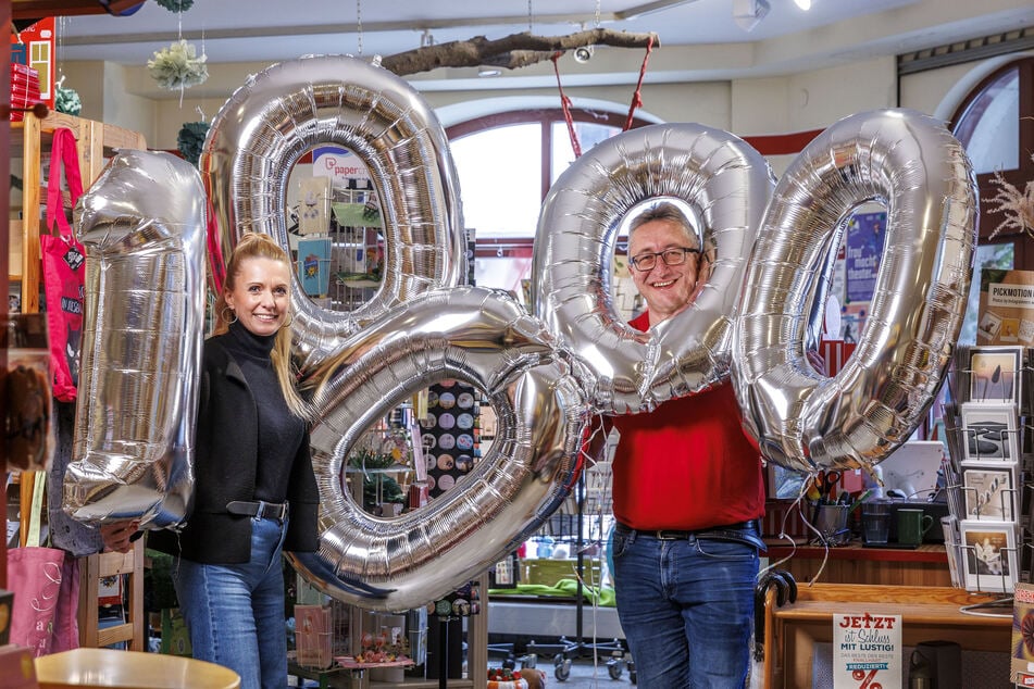 Hendrik M. Dietrich (56) und Julia Sasse (43) sind Spezialisten für Ausgefallenes und Originelles.