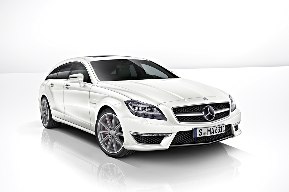 Mit einem solchen Benz raste der Schüler durch die Straßen. (Symbolbild)