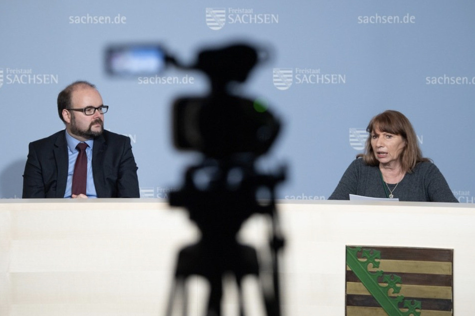 Sachsens Kultusminister Christian Piwarz (46, CDU) und Gesundheitsministerin Petra Köpping (63, SPD) kündigten Ende August freiwillige Impf-Angebote in den Schulen an.