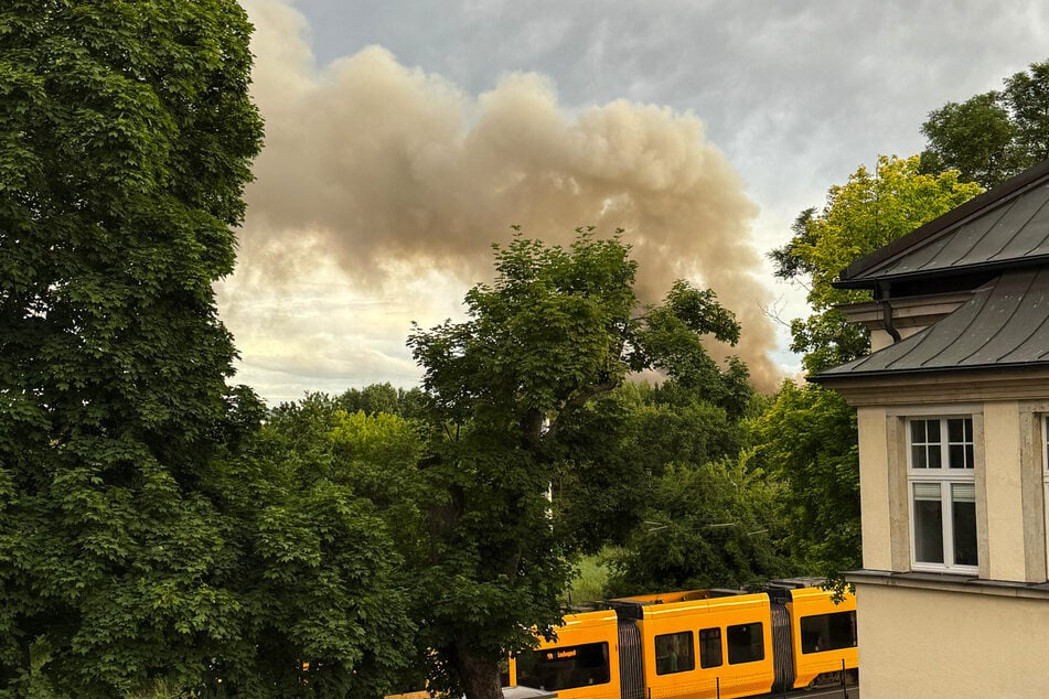 Der aufsteigende Qualm war nicht zu übersehen.