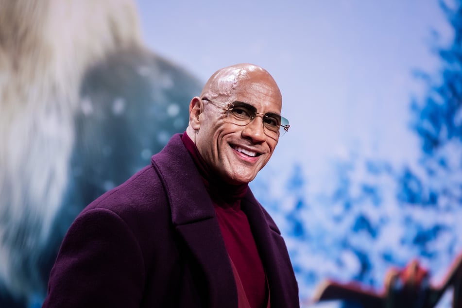 Dwayne Johnson (52) kam zur Weltpremiere der neuen Action-Komödie "Red One - Alarmstufe Weihnachten" nach Berlin.