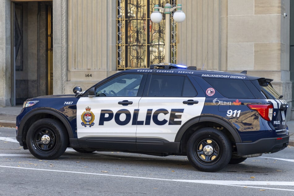 Die Polizei ist im Großeinsatz vor Ort. (Symbolfoto)