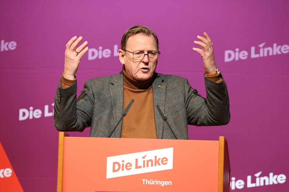 Bodo Ramelow (68), geschäftsführender Ministerpräsident von Thüringen, spricht beim Landesparteitag von Die Linke Thüringen.