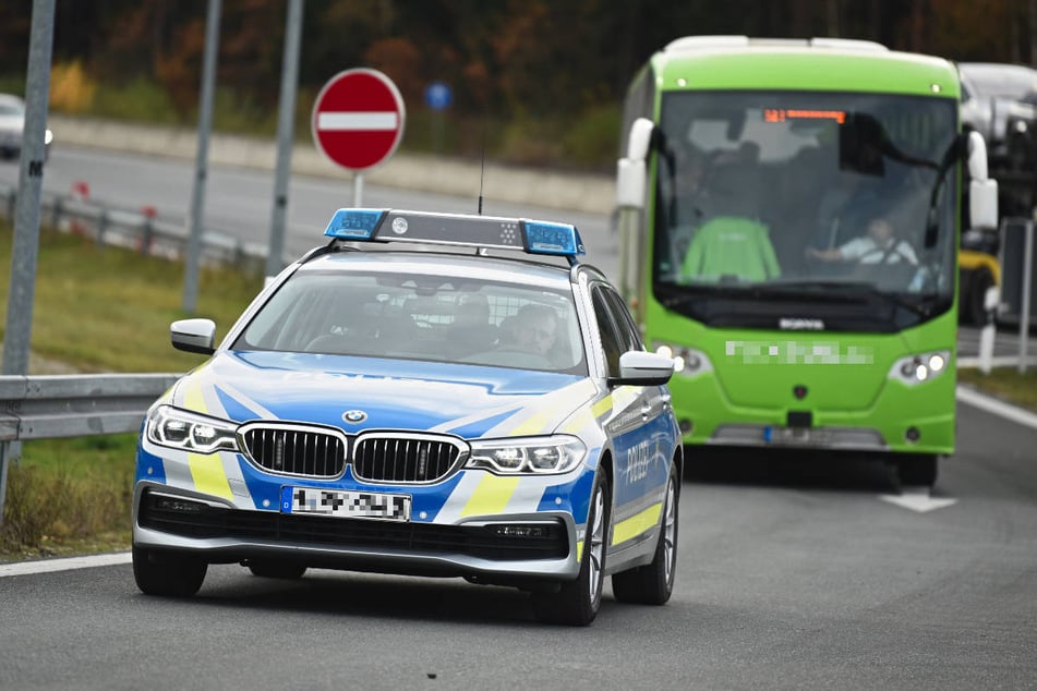 Polizei kontrolliert Reisebusse: Das Ergebnis ist erschreckend
