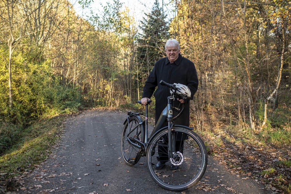 Dieter Greysinger (55, SPD) würde den Striegistal-Radweg gern weiter bauen lassen.