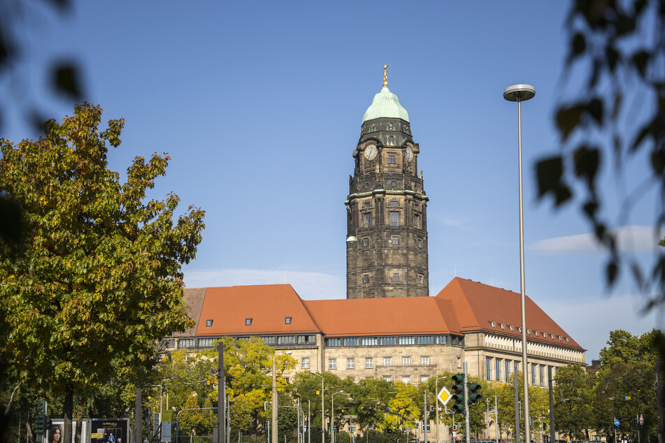 Wer erobert bei der Oberbürgermeister-Wahl das Dresdner Rathaus? Und was wurde aus den OBs früherer Tage?