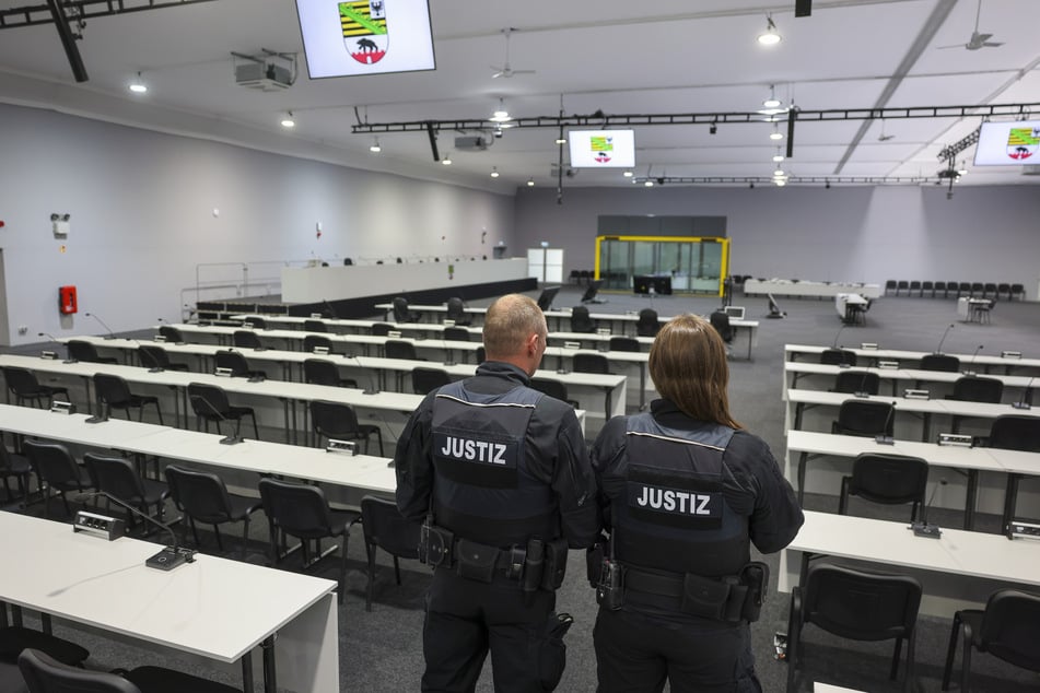 Hunderte Nebenkläger werden dem Attentäter im Gerichtssaal Auge in Auge gegenübersitzen.