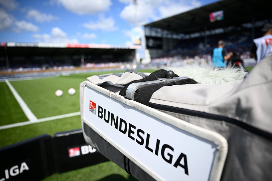 Das Spiel zwischen Dynamo und Kiel wird heute auch im Free-TV übertragen.