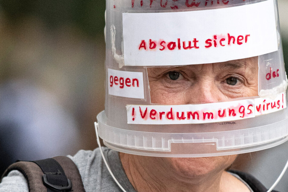 München: Querdenker-Demo in München: "Hitlergrüße" und Angriff auf Journalisten