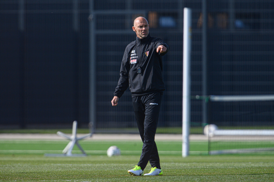 Alexander Schmidt (52) übernimmt bis zum Saisonende das Traineramt bei der SG Dynamo Dresden.