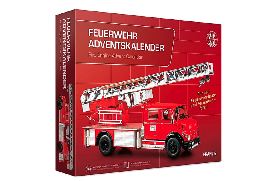 In der Weihnachtszeit ist dieser Adventskalender mit Modellbausatz ein schönes Geschenk für Feuerwehrmänner und -frauen.