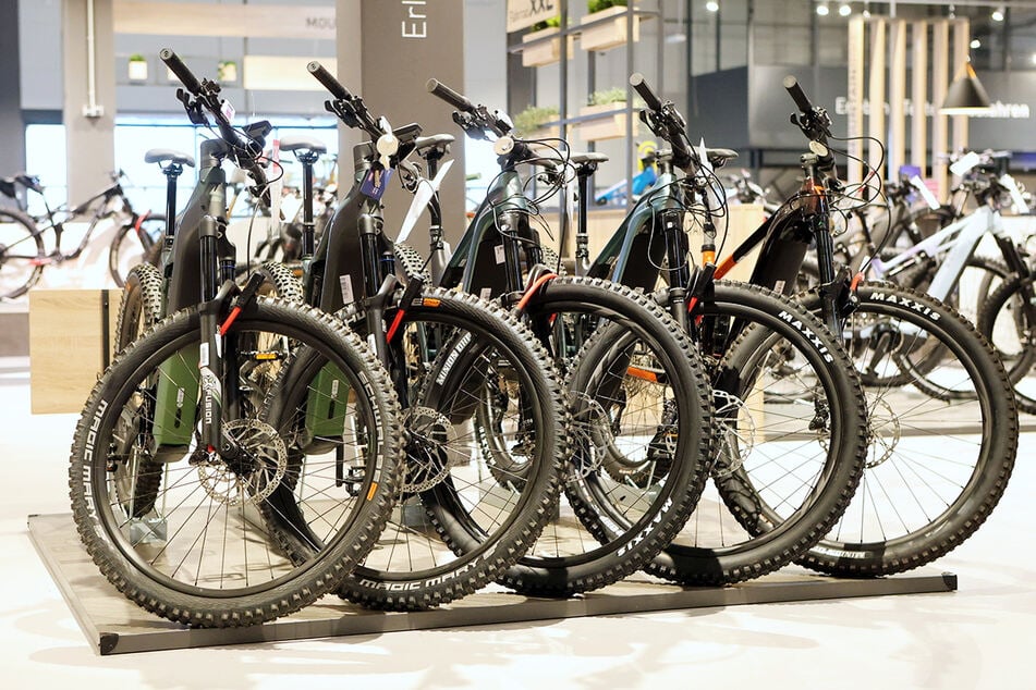 Sichert Euch die neusten Gravel-Trends und E-Bikes bei Fahrrad XXL.