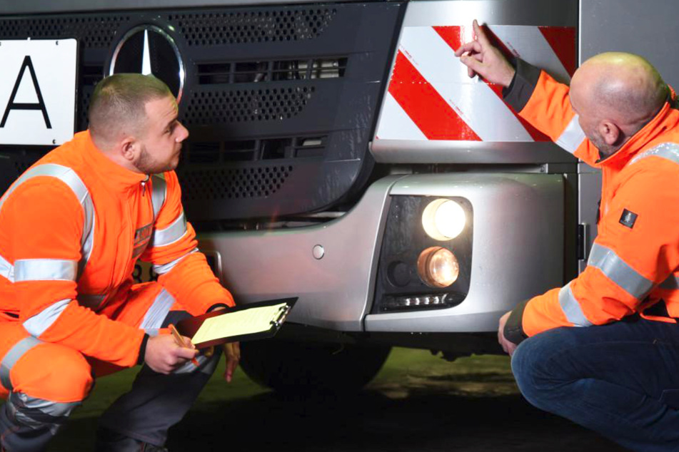 Während Deiner Ausbildung erwirbst Du den kostenlos den Führerschein der Klasse C/CE.