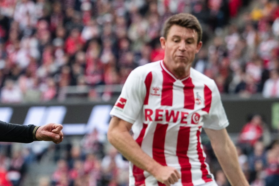 Transfermarkt im Ticker: Deal mit Zündstoff! Kölner läuft künftig für Rhein-Rivale auf