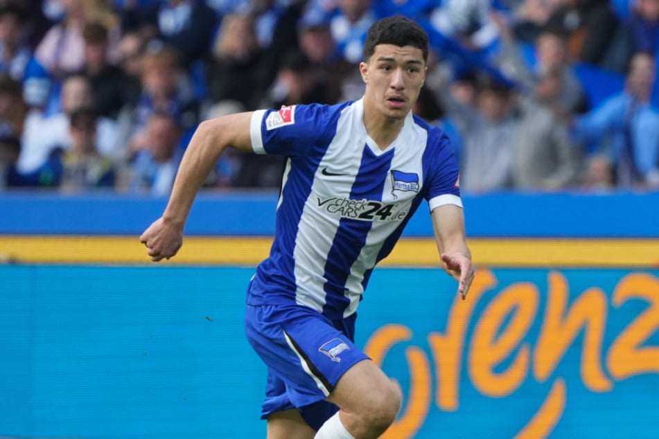Von Bayer-Leverkusen-Neuzugang Ibrahim Maza (19) verspricht sich Teamkollege Schick sehr viel.