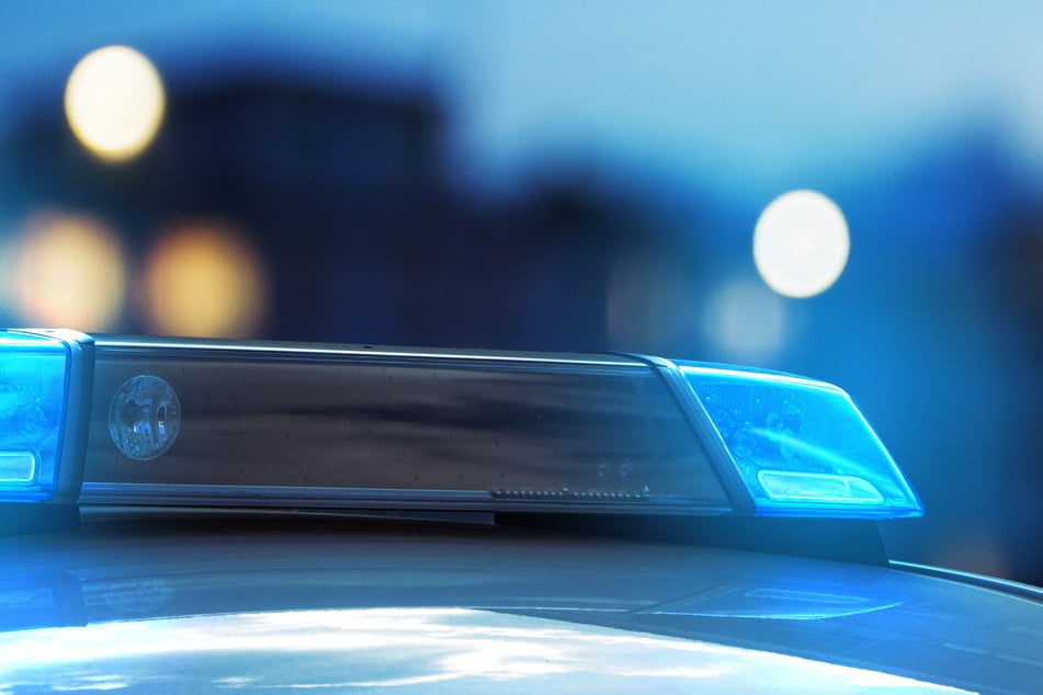 Die Polizei sucht nach Zeugen, die zur Aufklärung der Tat beitragen können. (Symbolfoto)