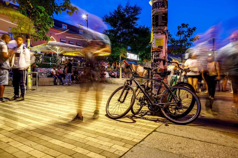 Dresdens Partymeile könnte teilweise verkehrsberuhigt werden.