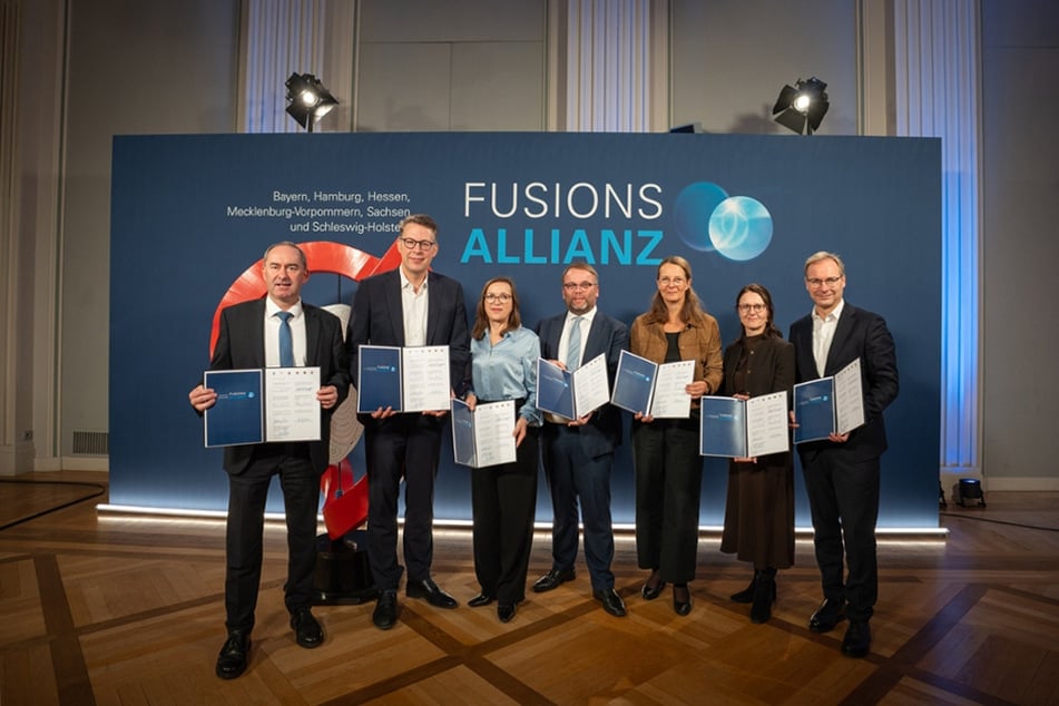 Gemkows Amtskollegen der anderen Bundesländer bei der Allianzschmiede.