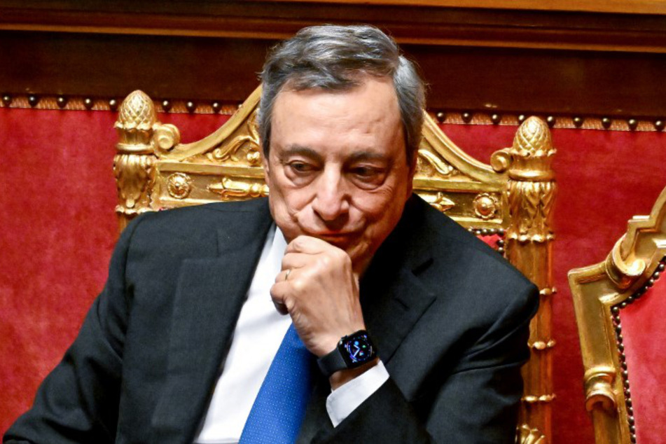 Um Ministerpräsident Mario Draghi (74) wurde es zuletzt sehr einsam. Als mehrere Parteien seiner Koalition ihm die Gefolgschaft verwehrten, reichte er seinen Rücktritt ein.