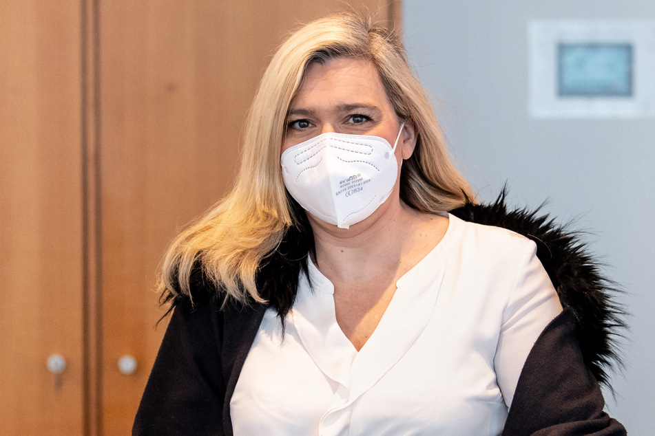 Melanie Huml (45, CSU) sieht die Maßnahme als einen "Akt der Humanität und Solidarität mit einem engen Partner Bayerns".