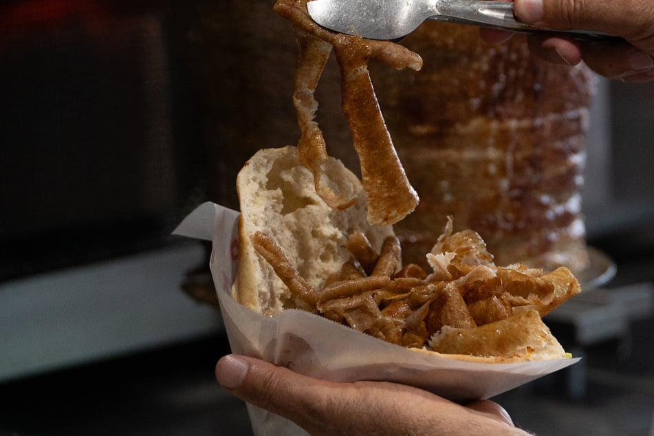 Berlin: Mann will Döner nicht bezahlen - und beißt Chef ein Stück Wange ab