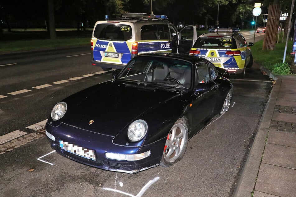 Ein Porsche und ein Audi lieferten sich am Sonntagabend ein Rennen durch Dresden.