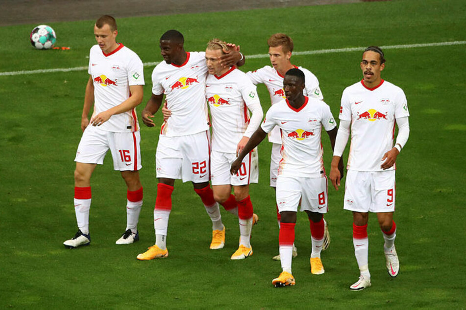 Die Führung durch Emil Forsberg (3.v.l.) hielt nur wenige Minuten.