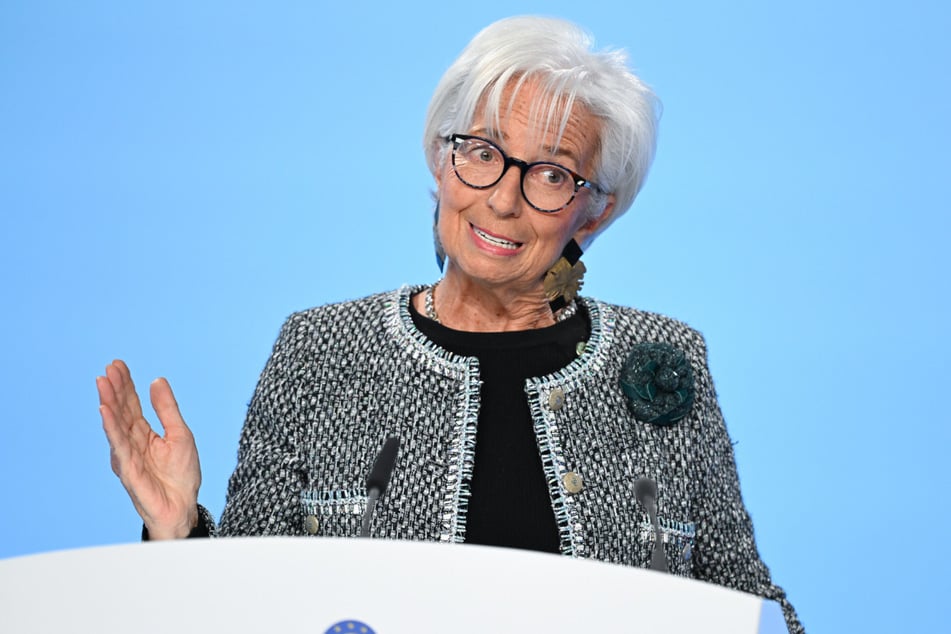 EZB-Chefin Christine Lagarde (68) rechnet mit weiteren Zinssenkungen im kommenden Jahr.