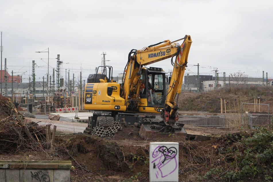 Seit Monaten wird in dem Gebiet gebaut, um das neue Löwitz-Quartier besser an das Straßennetz anzubinden. (Archivfoto)