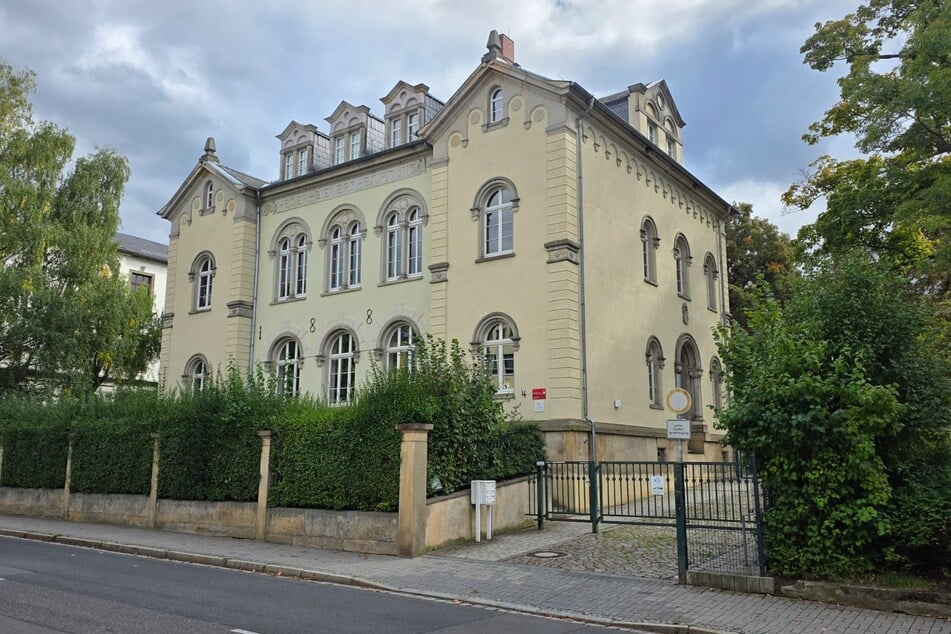 Die Sanierung der denkmalgeschützten Villa auf der Nöthnitzer Straße lohnt sich für die Stadt nicht.